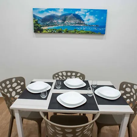 Yris House פלרמו